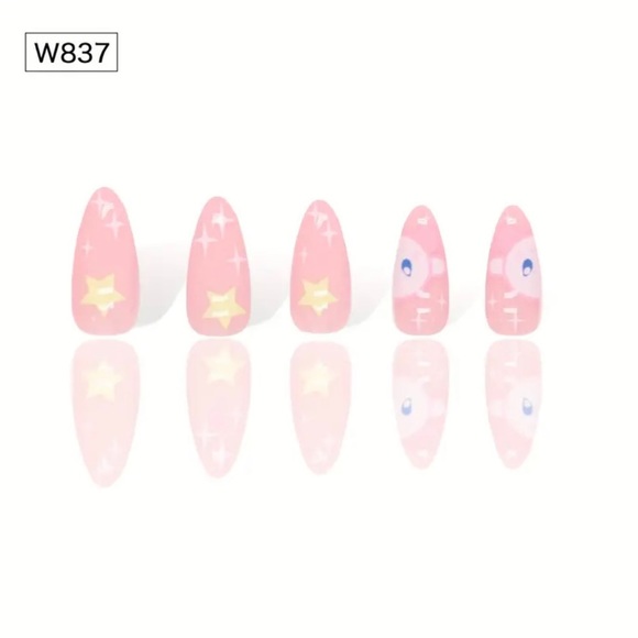 Press-On Nails with chic Nail Art (Nail Glue Included!) - Picture 5 of 8